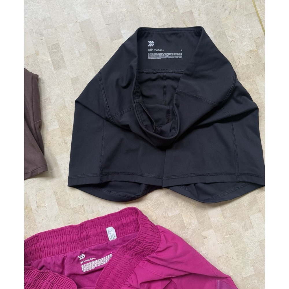 All In Motion Women's Running Shorts Biker Short & Crop Top Bra Lot Of 3 Size S - Picture 3 of 4